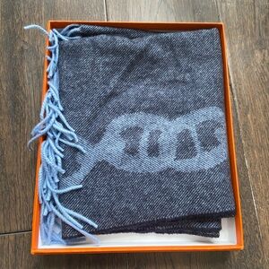 Hermes Blue Marine Ciel Crazy Chain 100% cashmere scarf